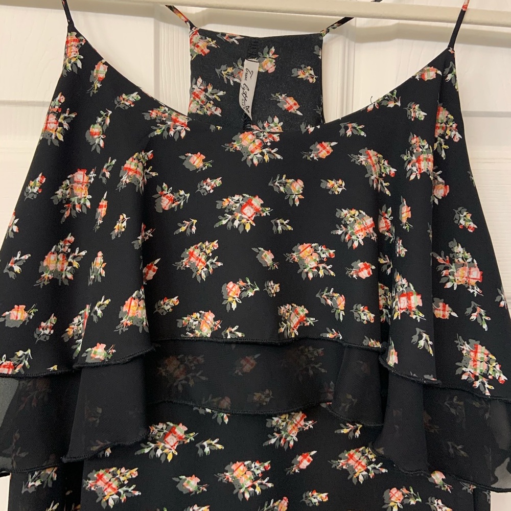 Floral Racer back Ruffle layer tank - Picture 2 of 4